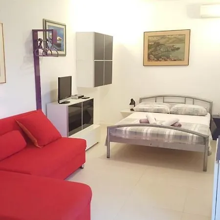 بيت ضيافة Sanja